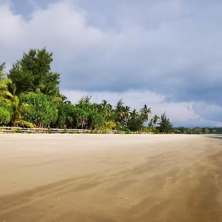 Pantai Camara Homestay Rorahmakan Eksteriør bilde