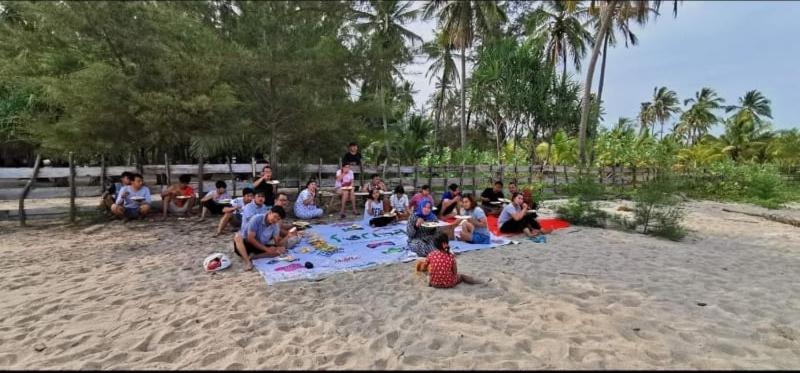 Pantai Camara Homestay Rorahmakan Eksteriør bilde