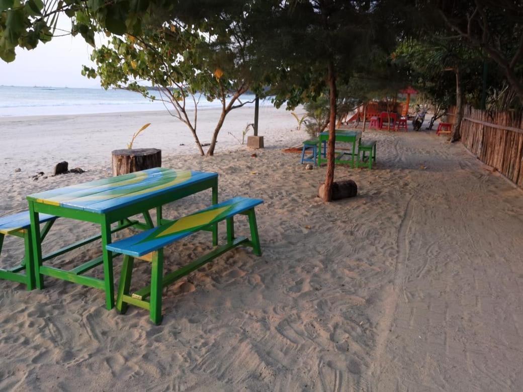 Pantai Camara Homestay Rorahmakan Eksteriør bilde