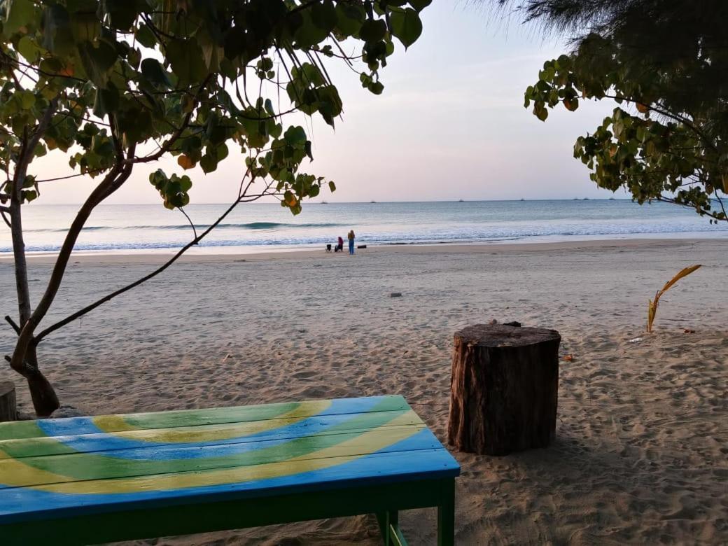 Pantai Camara Homestay Rorahmakan Eksteriør bilde